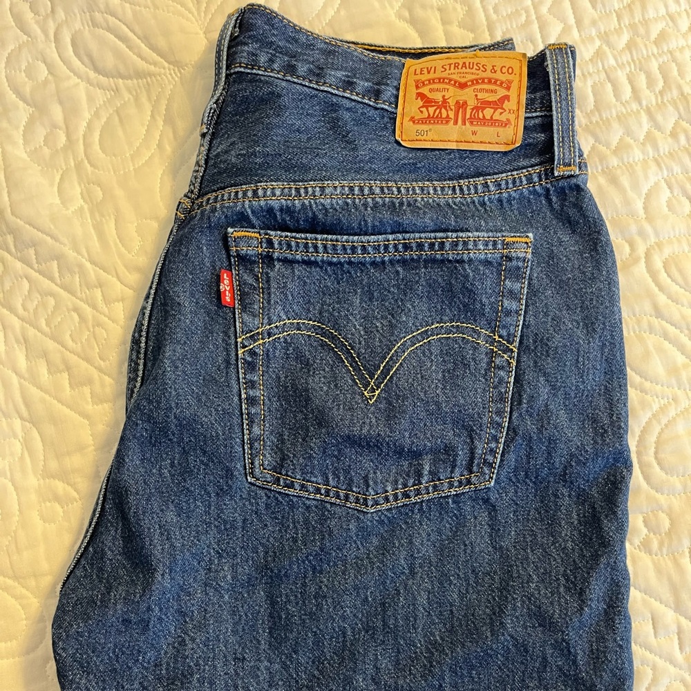 High Rise Levi’s Shorts